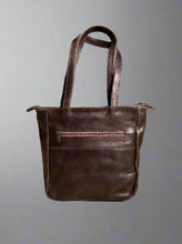 Load image into Gallery viewer, Casablanca Handbag
